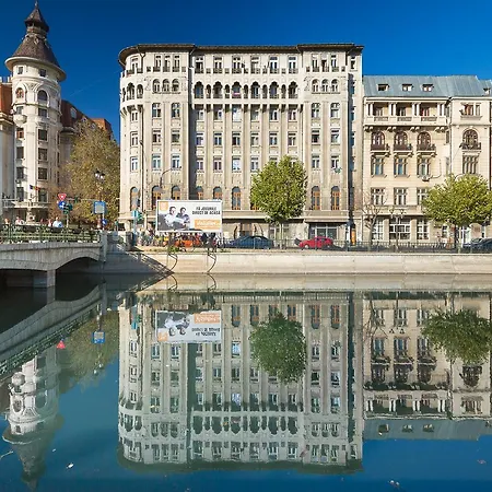 Apartment River View Bucharest